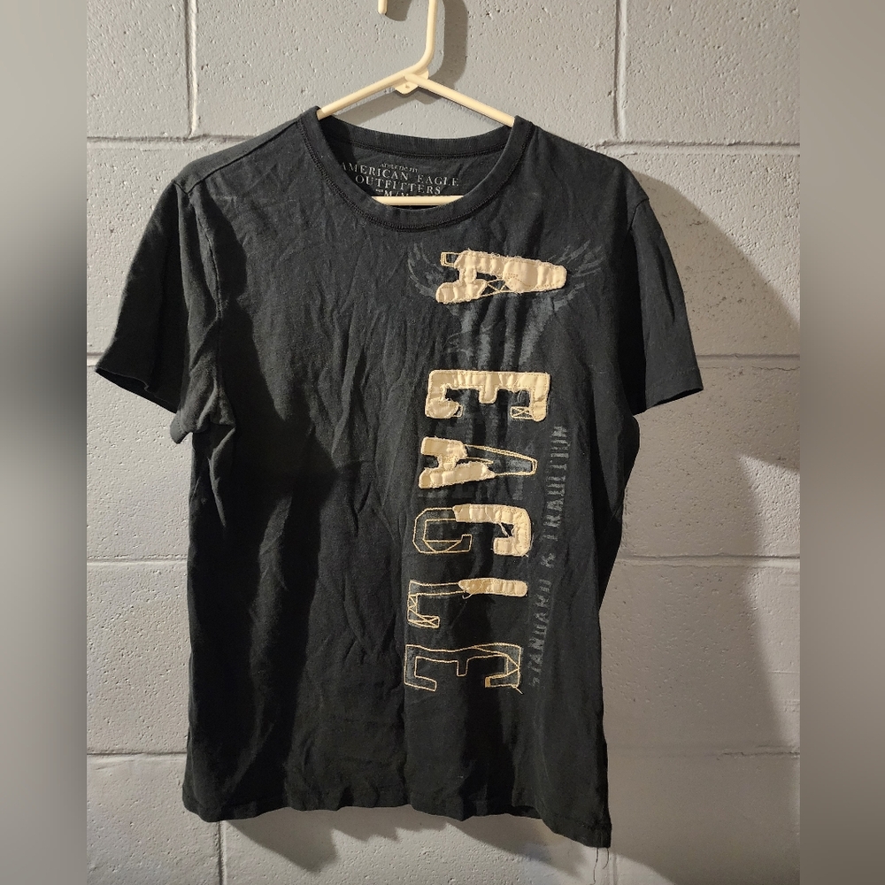American Eagle Black Graphic Tee